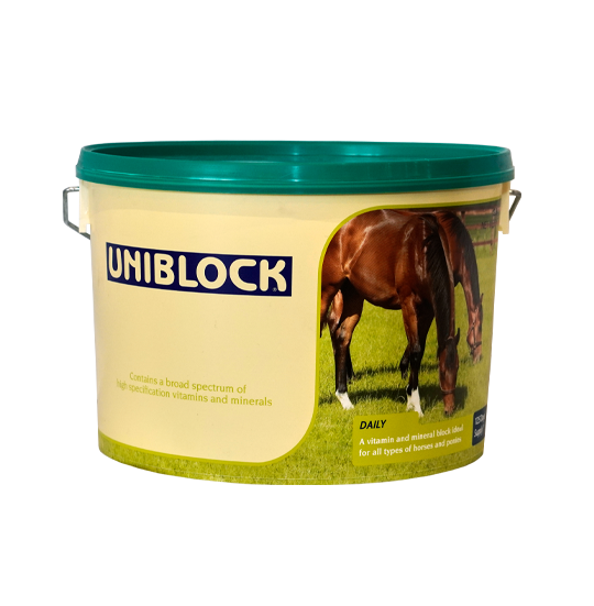 Uniblock Horse Bucket 12.5KG